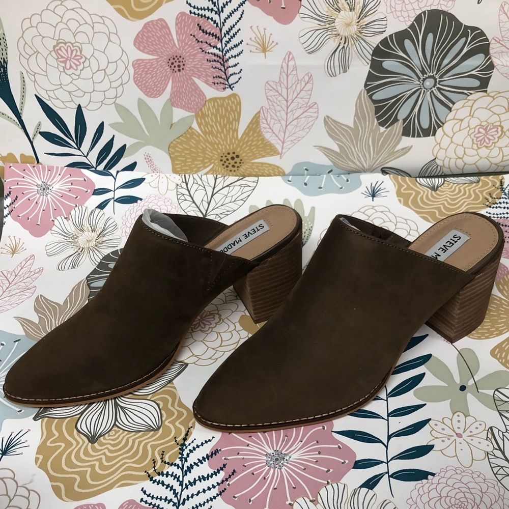 Brown Mules